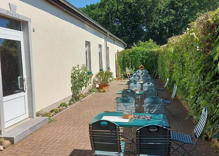 Zur Linde Maison d'hôtes Criewen